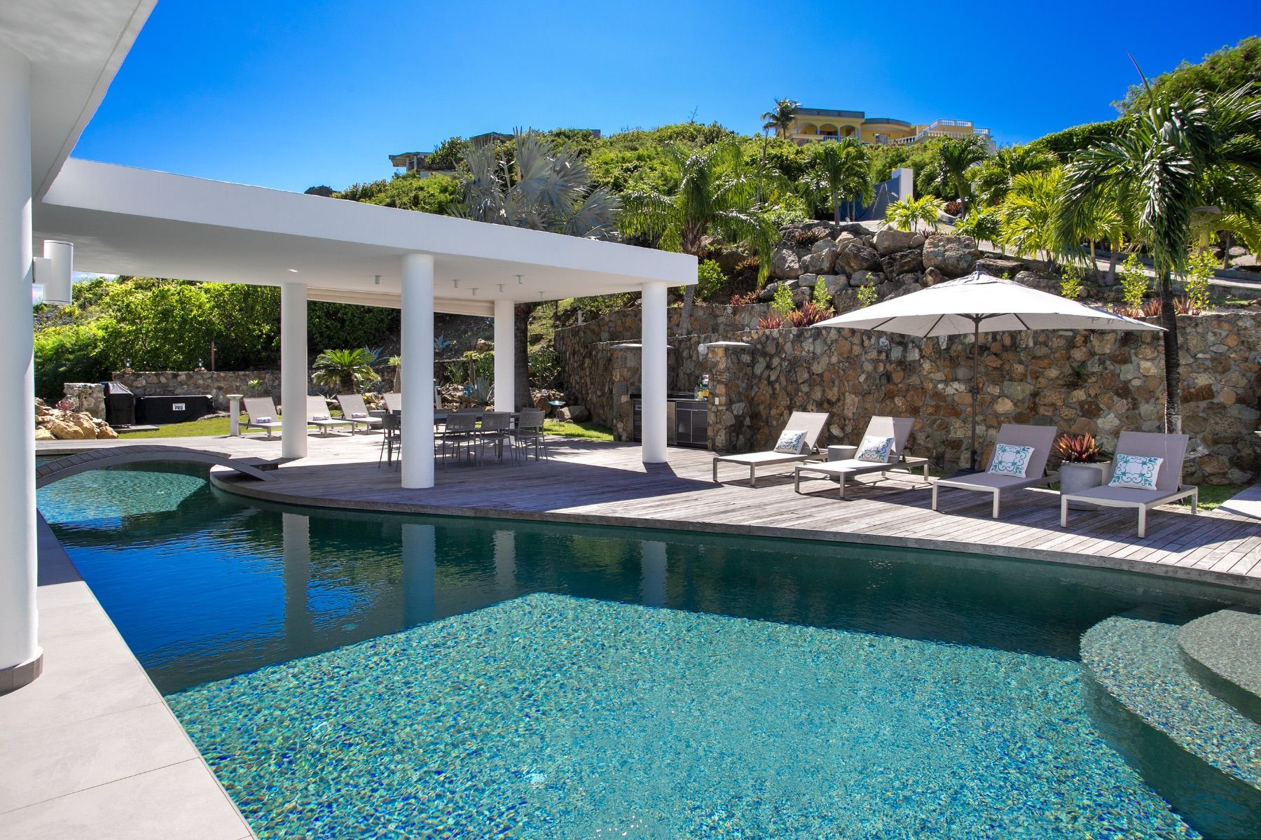 Five Minutes More villa photo.